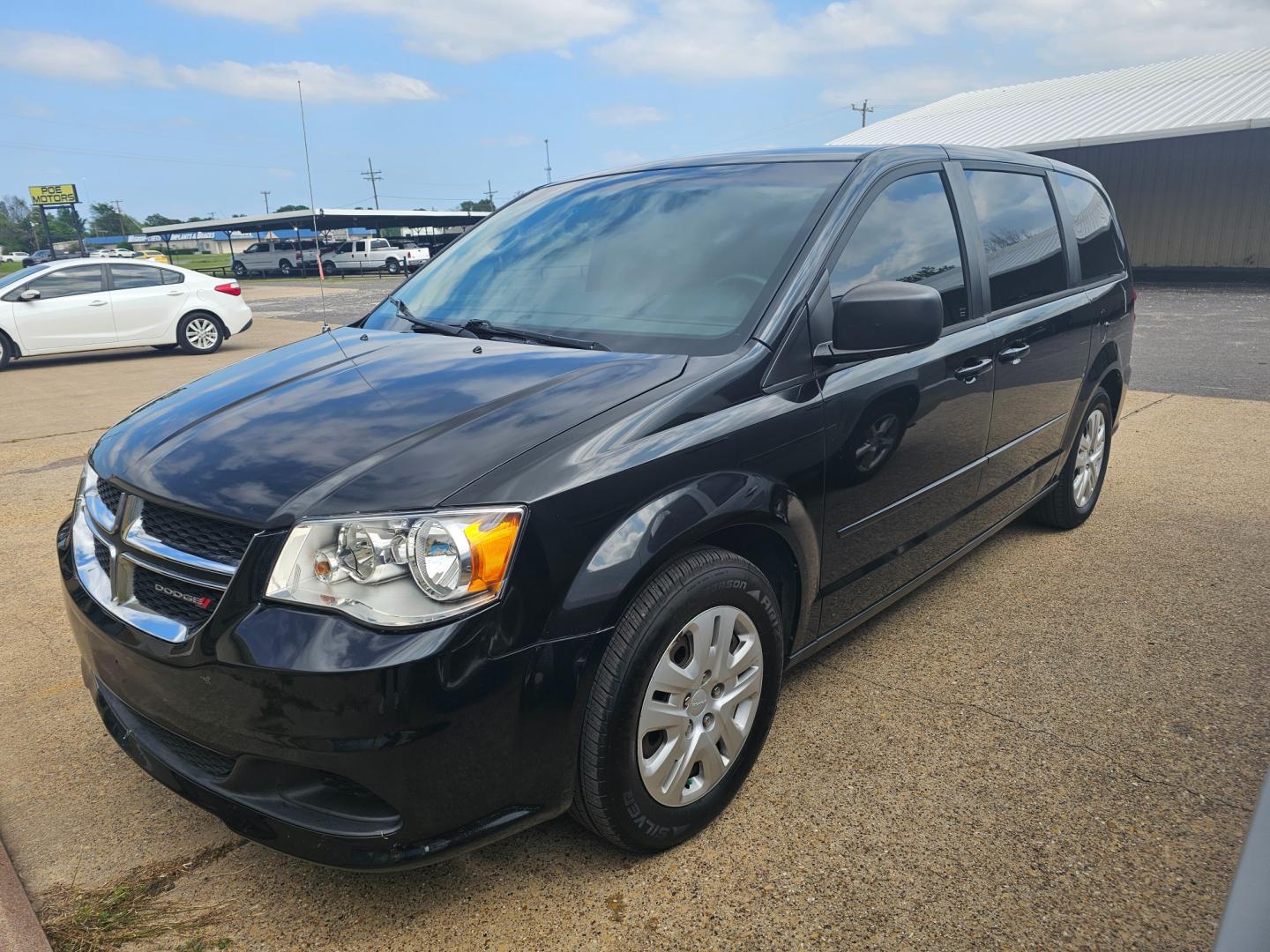 2014 BLACK Dodge Grand Caravan SE (2C4RDGBG5ER) with an 3.6L V6 DOHC 24V engine, 6-Speed Automatic transmission, located at 533 S Seven Points BLVD, Seven Points, TX, 75143, (430) 255-4030, 32.313999, -96.209351 - Photo#0